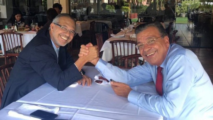 Geílson convida Targino para assumir Secretaria de Saúde, apesar de lei municipal impedir nomeação