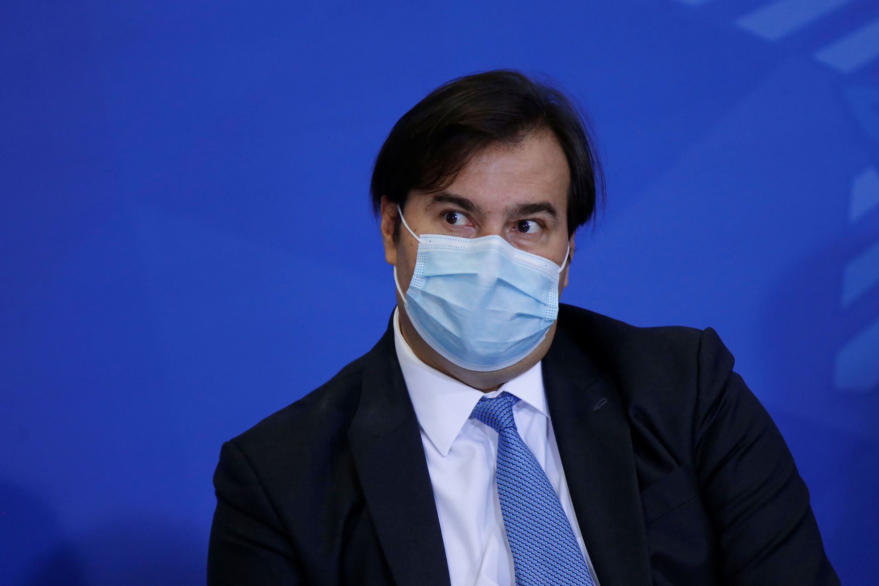 Não há hipótese de estender o estado de calamidade, diz Maia