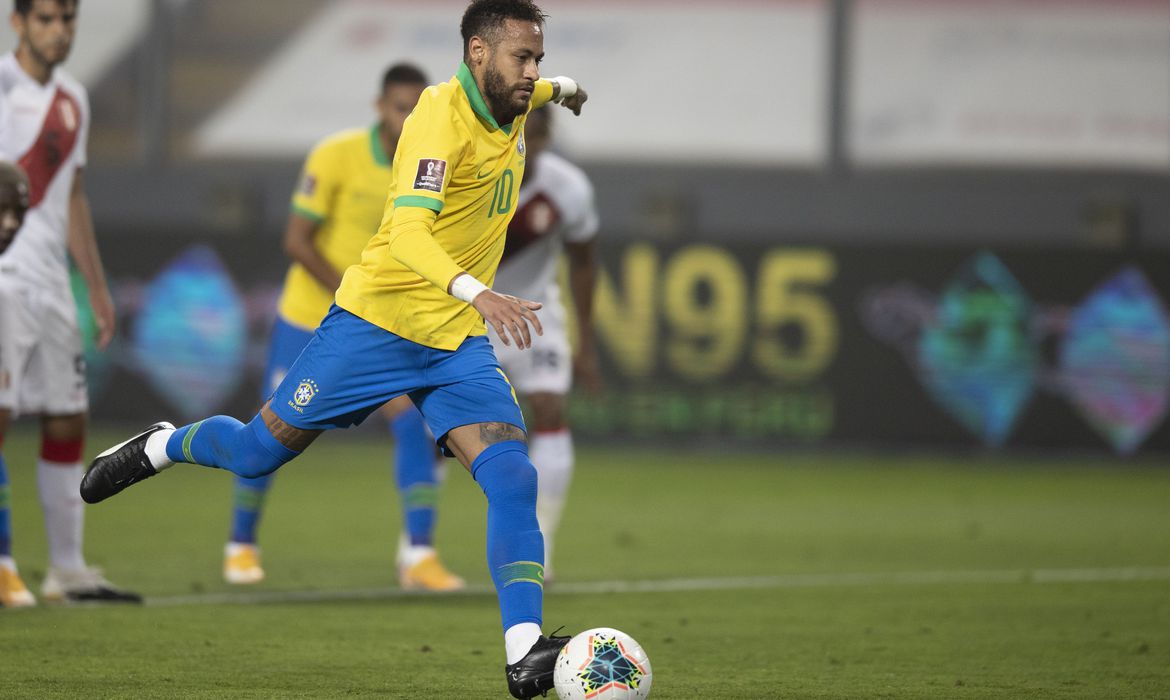 Seleção brasileira permanece em terceiro no ranking da Fifa; confira