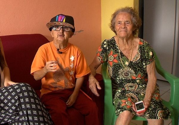 Mãe de Jotinha é internada com suspeita de coronavírus; família passa por testes