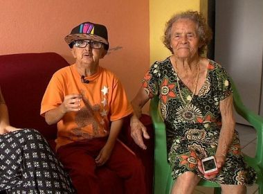 Internada com Covid-19, mãe de Jotinha está bem e respirando sem ventilador, diz família