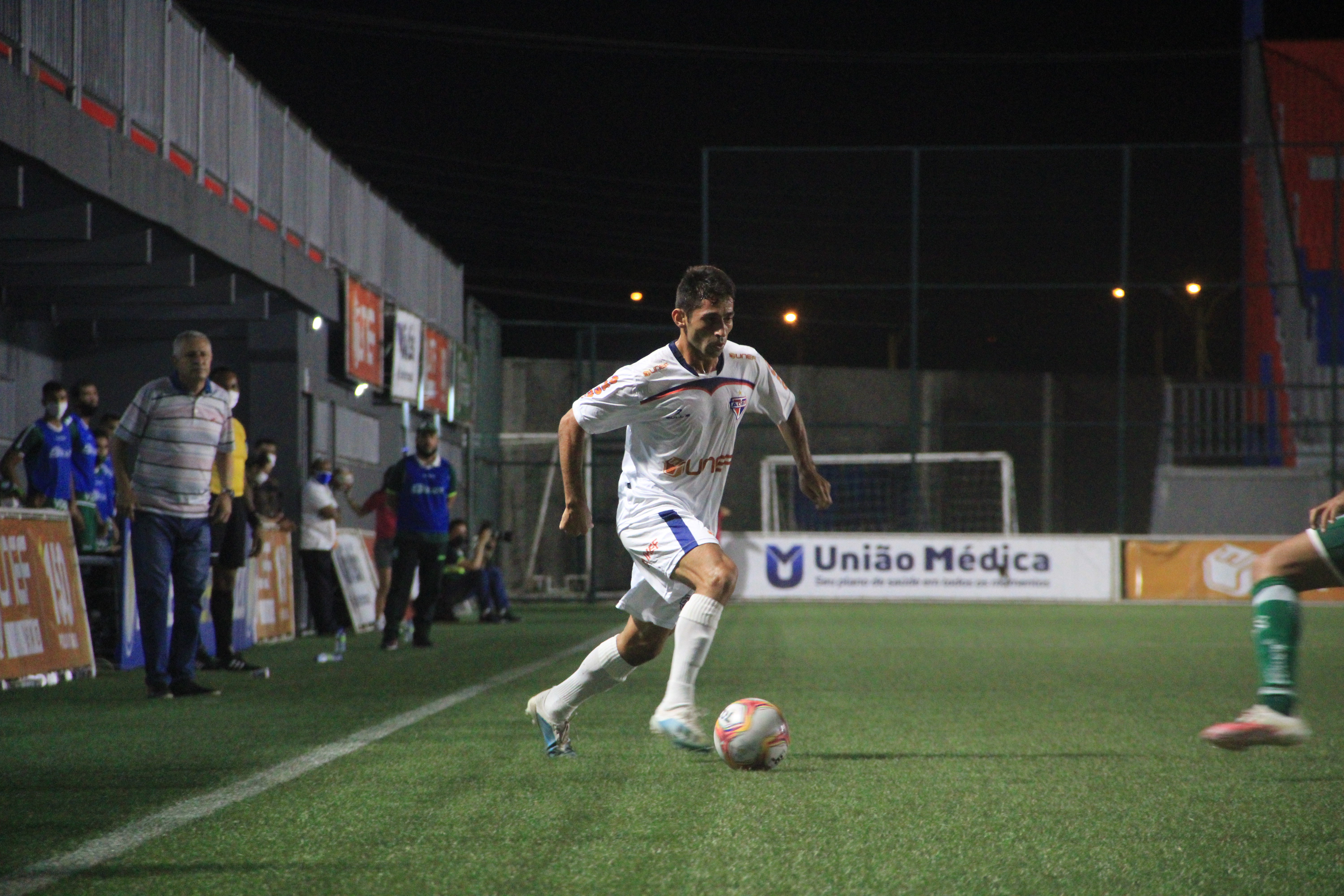 Bahia de Feira endurece jogo e quebra sequência de 7 vitórias do adversário pela Série D