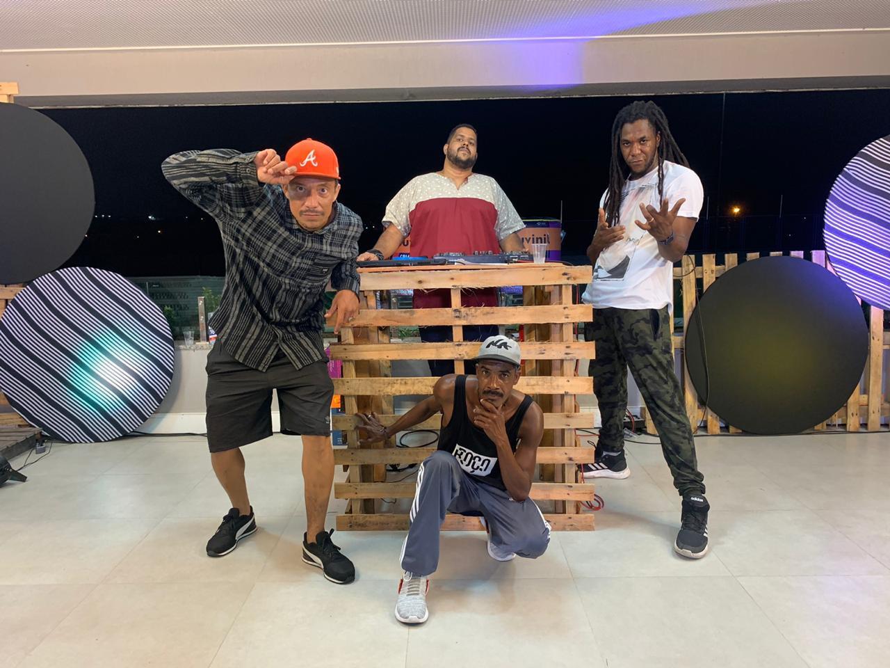 Máfia do Dendê manda recado “estamos chegando!” sobre lançamento de compilado musical