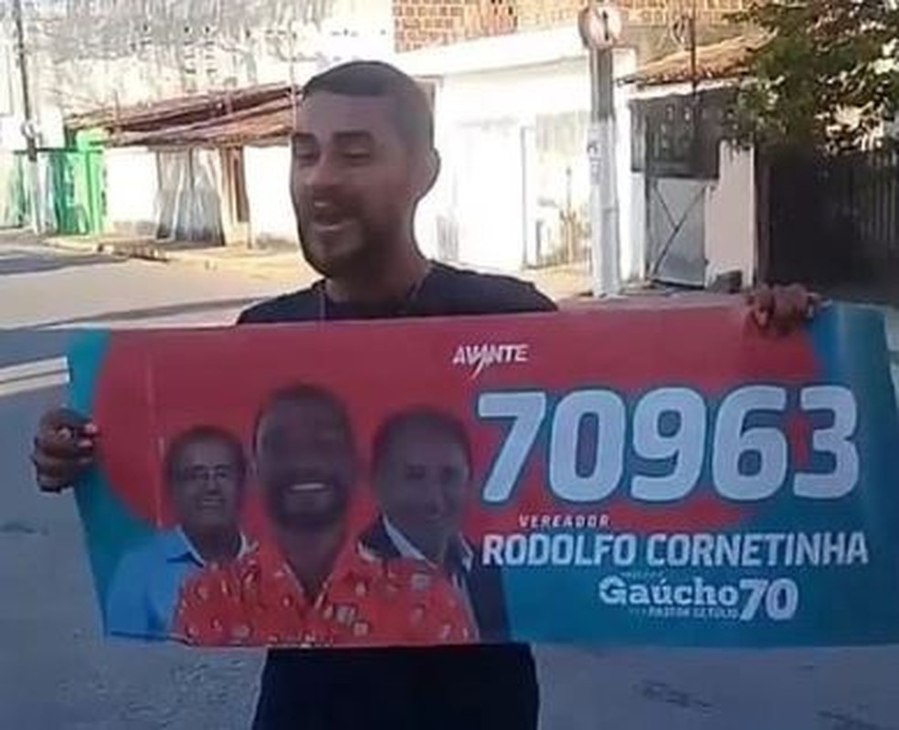 Candidato a vereador descobre no dia da eleição que divulgou número errado durante a campanha