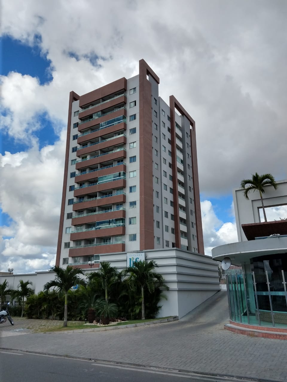 SIM continua sendo o bairro com o maior número de casos confirmados da Covid-19