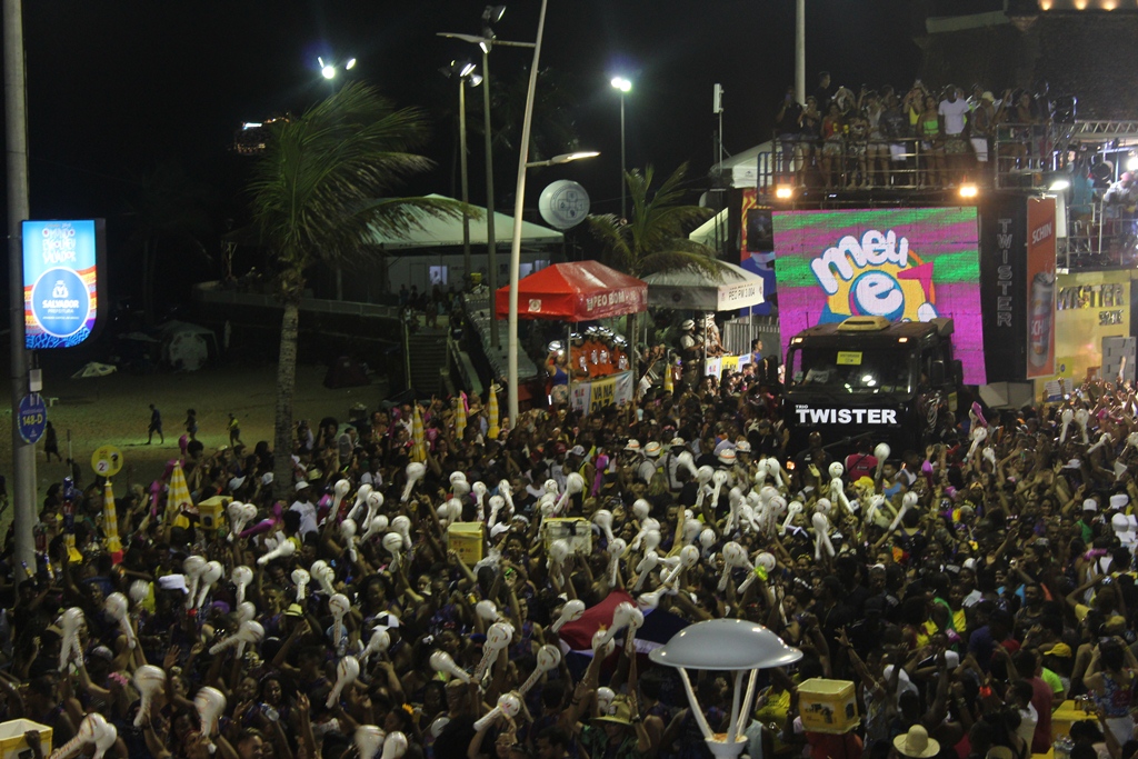 Carnaval de Salvador está suspenso e não será em fevereiro, diz Neto