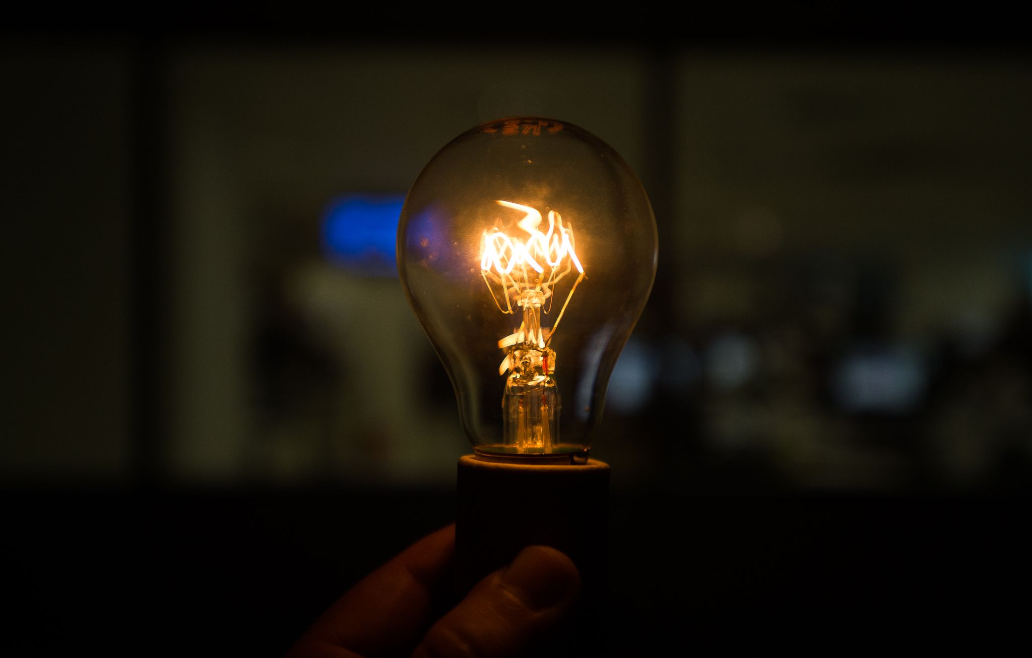 Engenheiro dá dicas para diminuir o consumo e a conta de energia