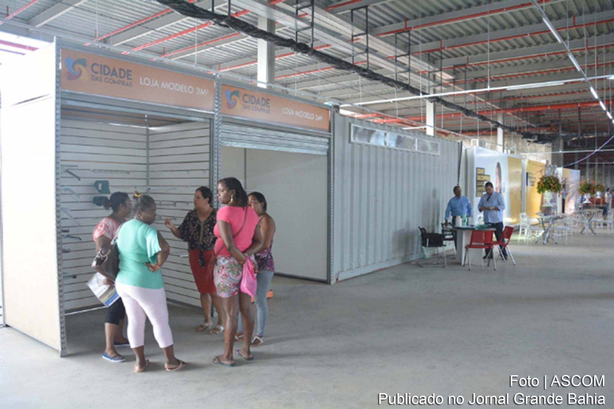 Tergilene é criticado por comercialização de 500 boxes do Shopping Popular: 'malandro'