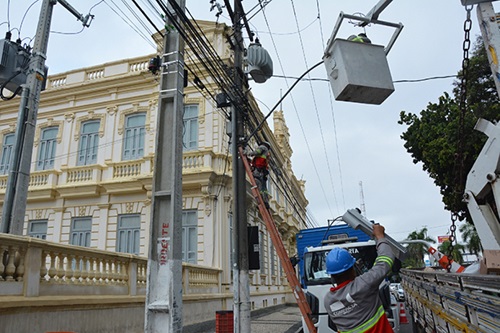 Caixa formaliza contrato com a Prefeitura de Feira para iluminação 100% em LED no Município
