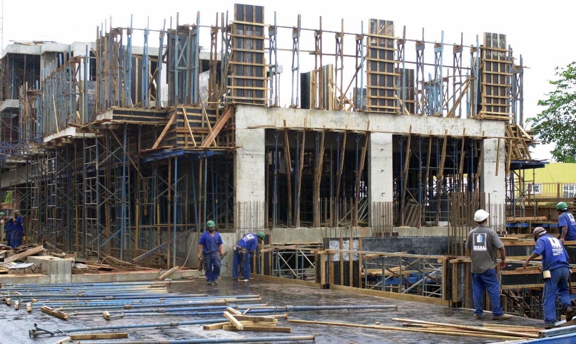 Custos da construção civil têm a maior alta desde julho de 2013