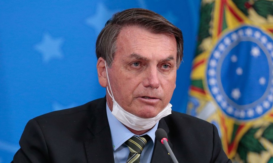 Ao defender Centrão, Bolsonaro diz que ‘negócio de satanizar partidos não existe’