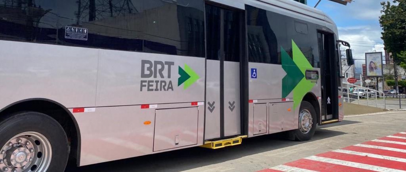 Ônibus urbanos passam a circular até 22h30 no período natalino