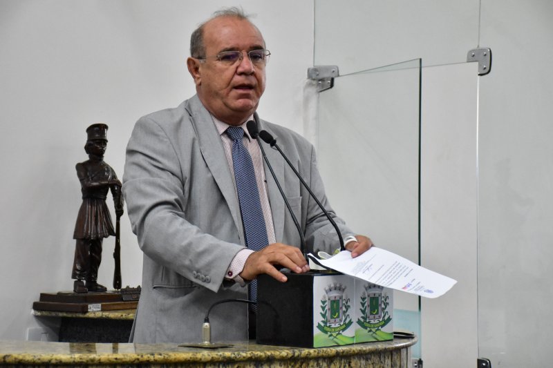Um repórter por veículo e dois convidados por eleito: as regras da diplomação dos vereadores