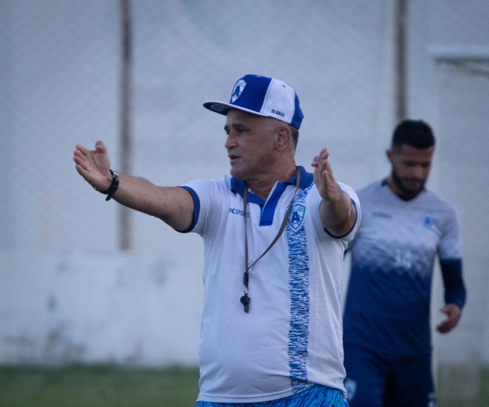 Bahia de Feira acerta contratação de novo treinador para a temporada 2021