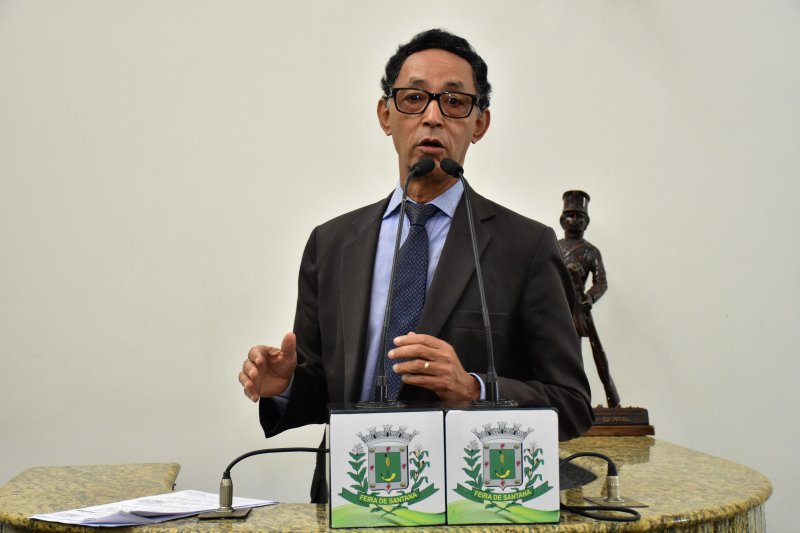 Câmara aguarda decisão sobre lei que obriga uso de mangueira transparente na venda de combustível