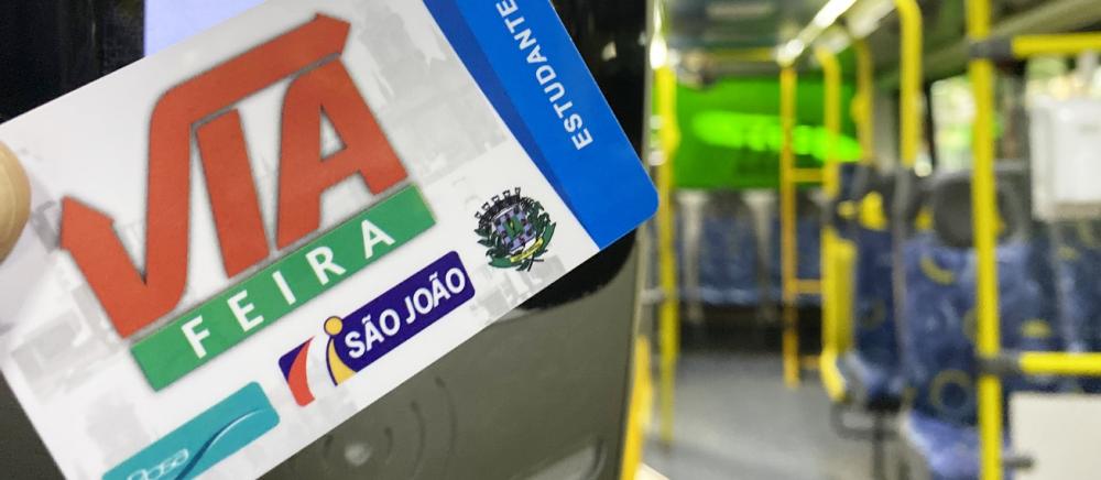 Estudantes que revalidaram o cartão Via Feira ano passado terão renovação automática