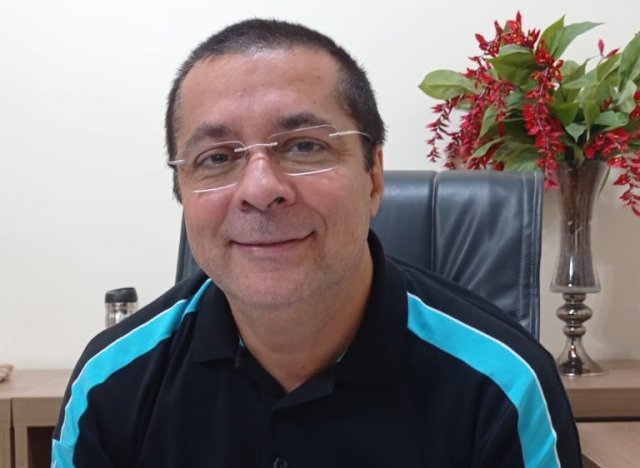 Insatisfeito com salário de R$ 880 para temporários, Fernando pretende fazer concurso