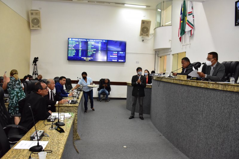 Fake, transporte escolar, ações de saúde: as novas leis municipais sancionadas em 2020