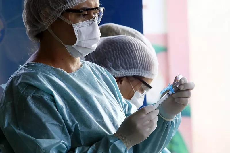 Pelo menos, 204.848 pessoas foram vacinadas contra a Covid-19 no Brasil