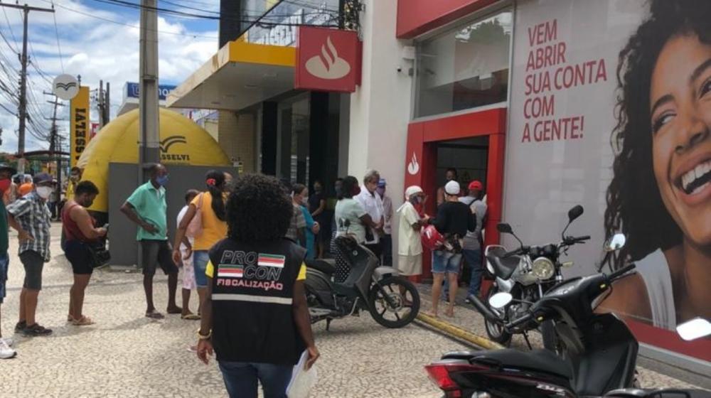 Covid: Procon atua em agências bancárias para o cumprimento das medidas de segurança