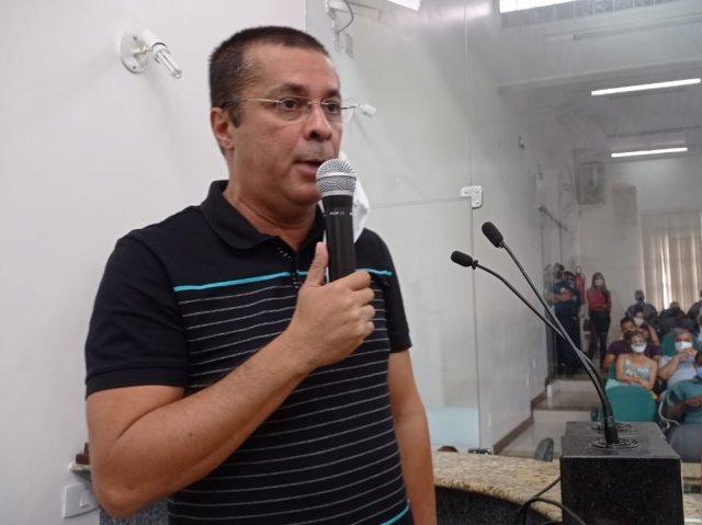 Torres vai rever contratos da Câmara com terceirizados: 