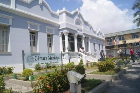 Câmara Municipal de Feira vai aderir a projeto que contrata ex-presidiários