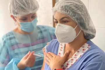 Bahia vacina mais de 192 mil baianos contra Covid-19