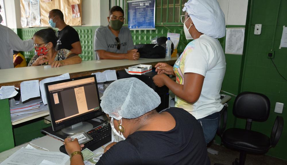 Covid-19: Unidades de saúde registram movimento intenso