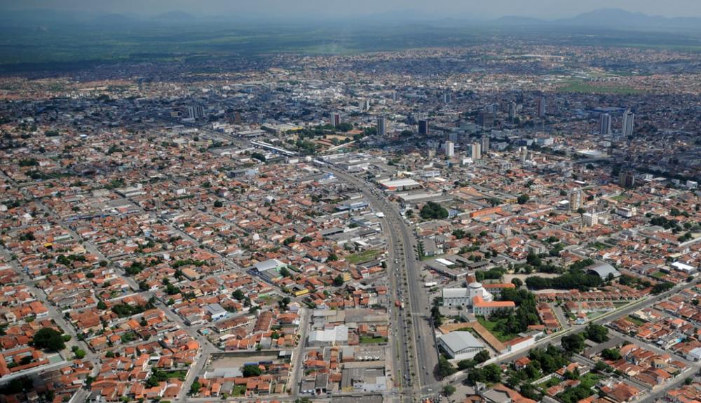 Prefeitura de Feira segue decreto estadual e amplia Toque de Recolher