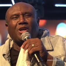 Estado clínico de Irmão Lázaro entra em curva de melhora