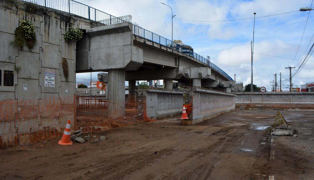 Suspensa interdição do viaduto Francisco Pinto nesta terça