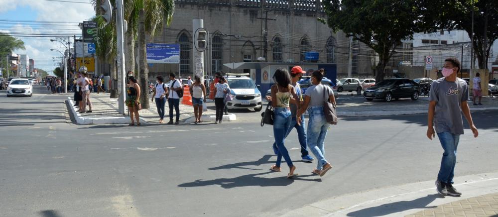 Escalonamento das atividades econômicas teve início hoje (10), em Feira