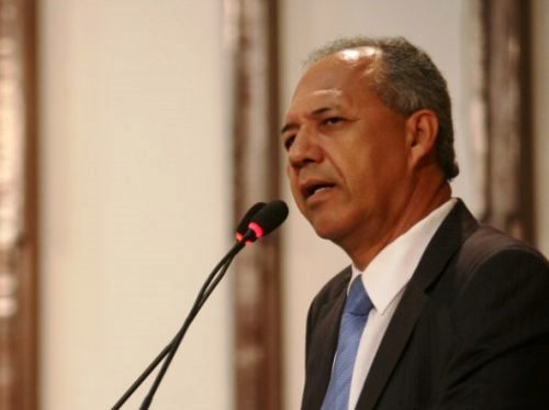 Geílson pede abertura de academias e quer inclusão de advogados e jornalistas na vacinação