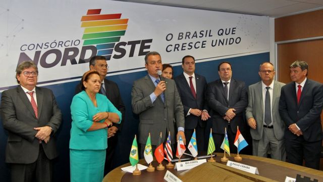Governadores do Nordeste assinam nota criticando presidente por pedir suspensão de medidas de combate à Covid em três estados