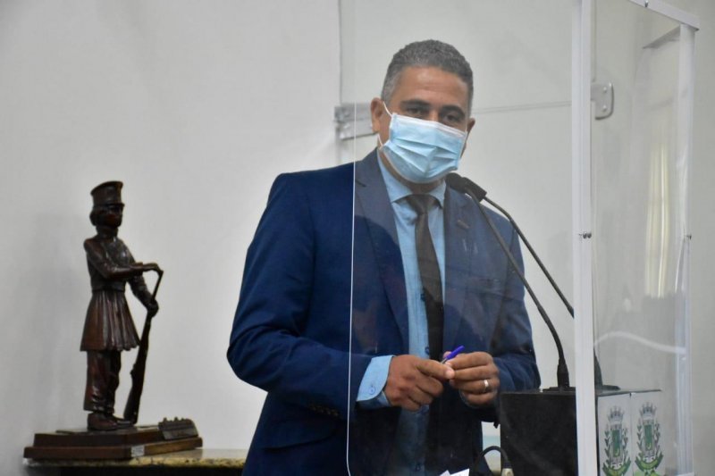  Jurandy Carvalho questiona as elevadas despesas do Shopping Popular e cobra mais transparência