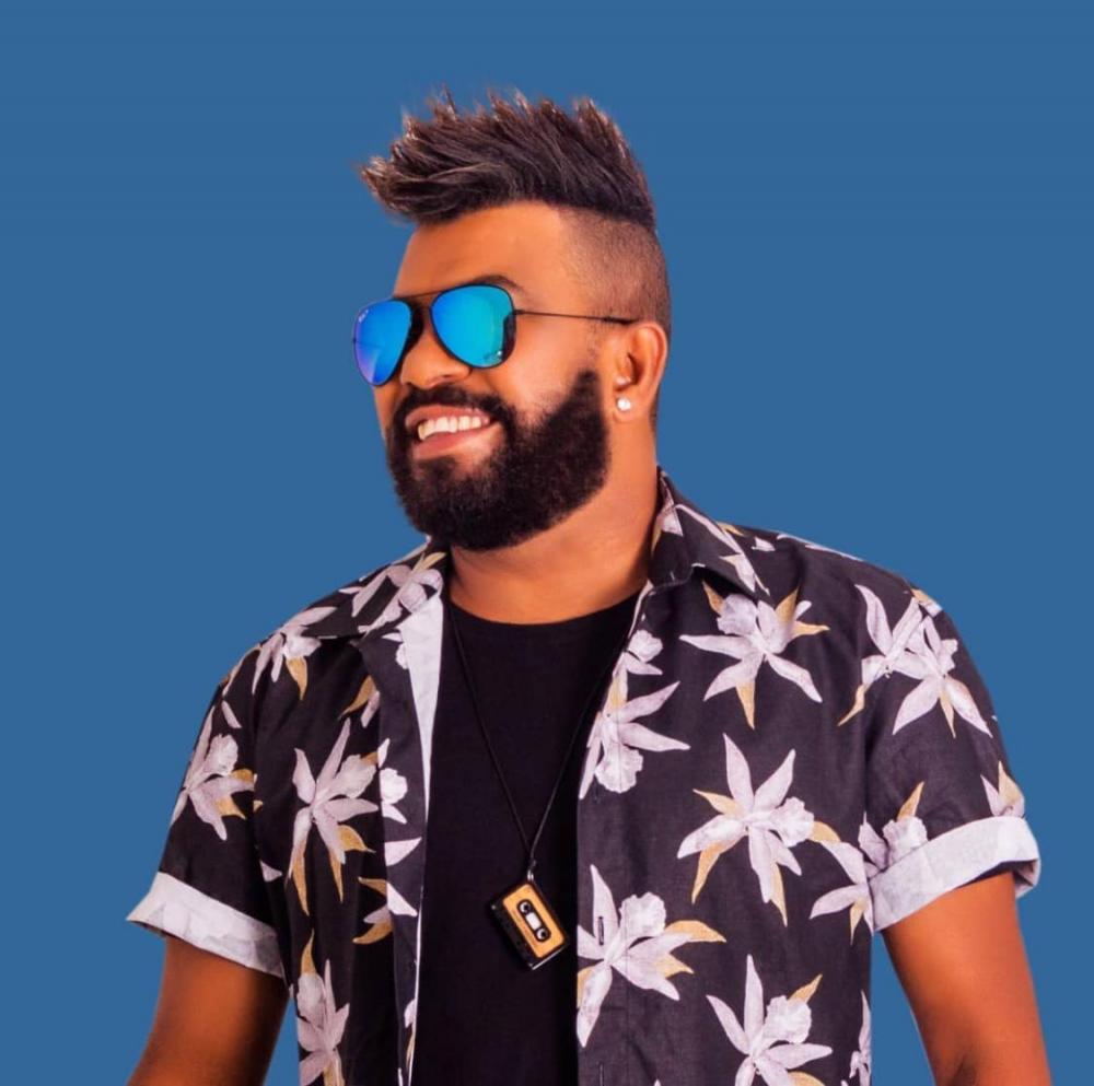 ‘Feira de Santana mora no meu coração’, comenta Silvanno Salles