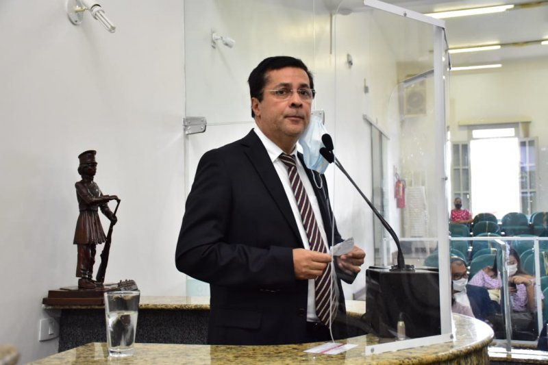 Fernando reage a declaração de Targino: “não é dessa forma que se trata o ser humano”