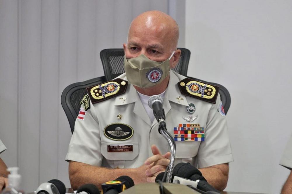 Polícia Militar da Bahia esclarece sobre a contenção de policial em Salvador