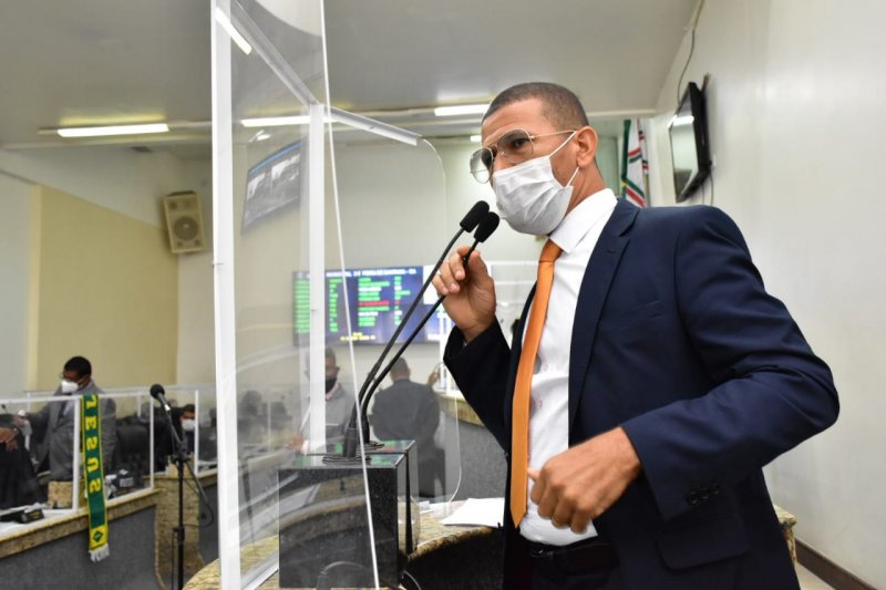 Projeto considera cultos em templos religiosos atividade essencial em período de calamidade pública