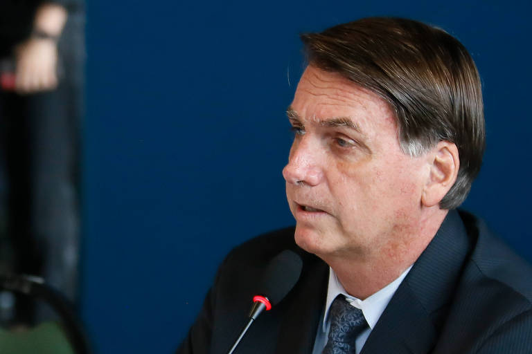 Bolsonaro promete acabar com desmatamento ilegal no Brasil