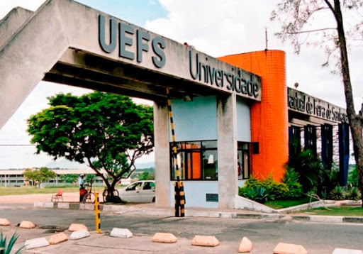 Uefs mantém atividades práticas suspensas e inscreve para edição do Festival de Sanfoneiros