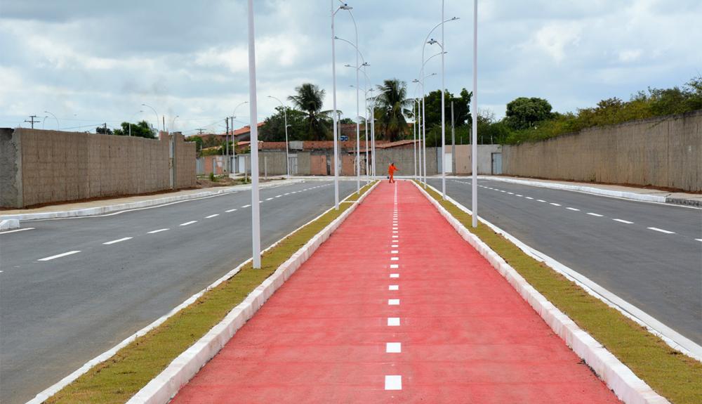Prefeitura entrega hoje (19) nova avenida duplicada com ciclovia e iluminação de LED