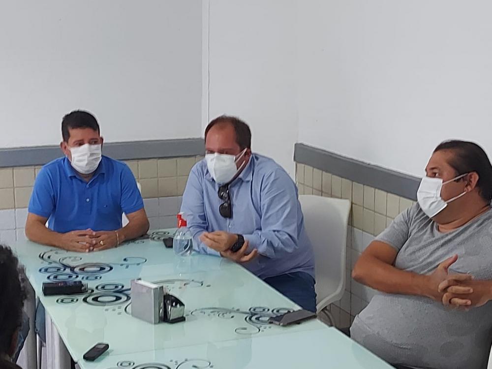 Prefeito de São Gonçalo é acusado de compra de votos por 2º colocado na eleição de 2020