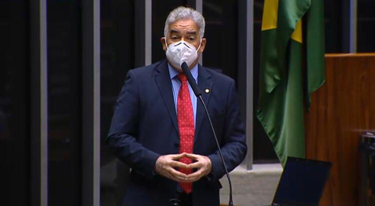 'Privatização dos Correios é crime contra a soberania nacional e vai na contramão de países modernos', afirma Zé Neto