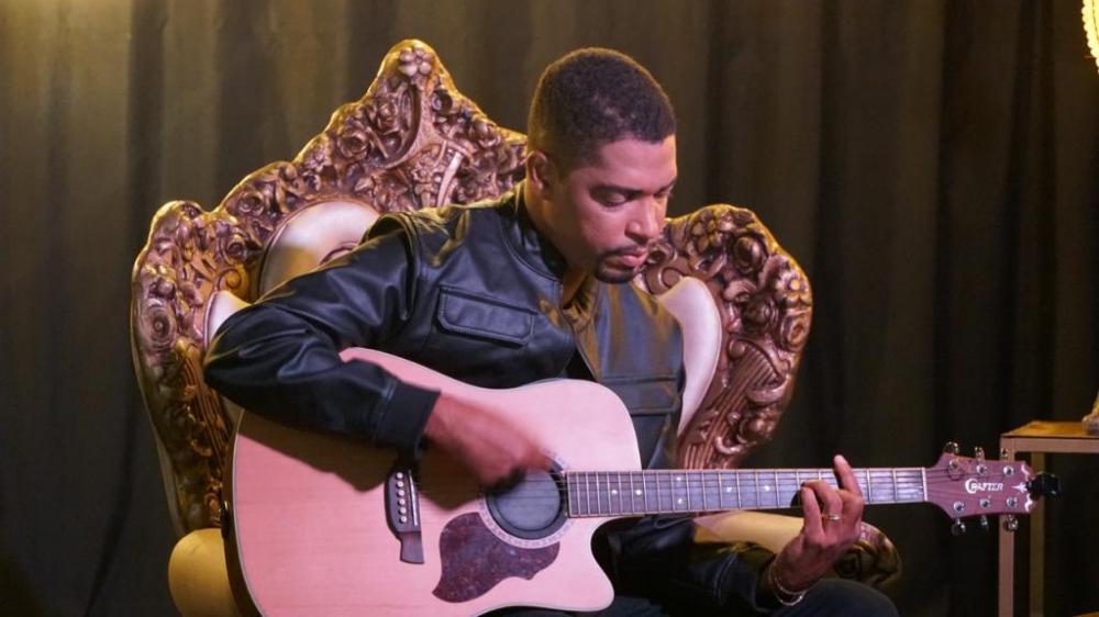 Cantor e compositor baiano Raffinha Oliver anuncia terceiro single autoral