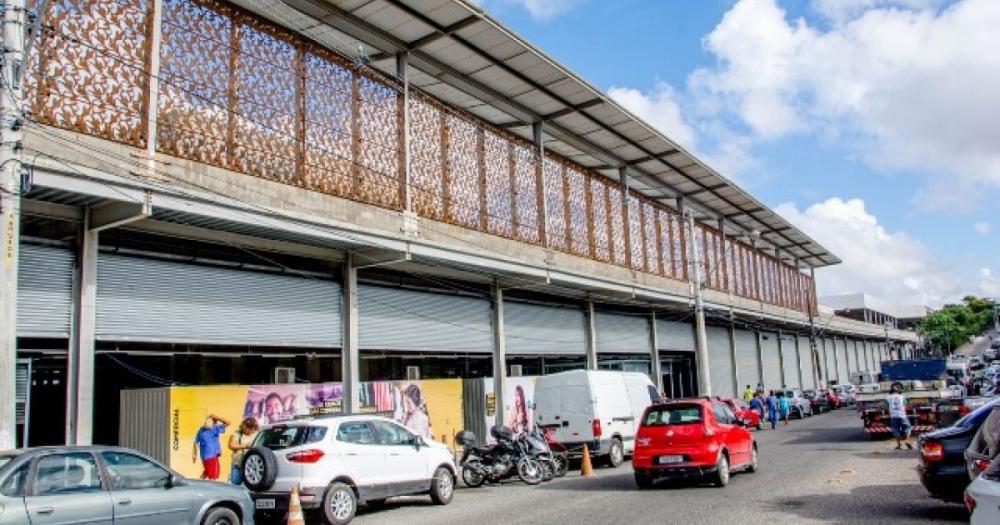 Advogado dos camelôs diz que contrato do Shopping Popular é inconstitucional