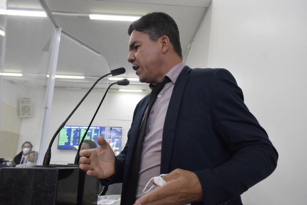 Bares devem acompanhar o comércio e também funcionar, em Feira