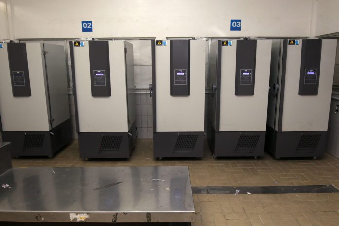 Bahia possui 30 ultracongeladores para armazenamento das vacinas da Pfizer