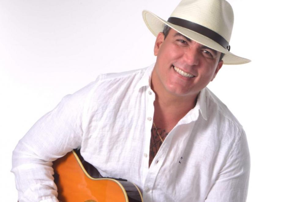 Cassio Sampaio realiza 1ª live junina defendendo e resgatando a autenticidade do forró