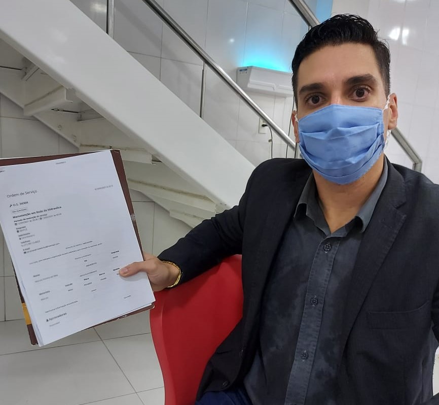 Lojista é impedido de retirar estabelecimento de shopping sob alegação de dívida